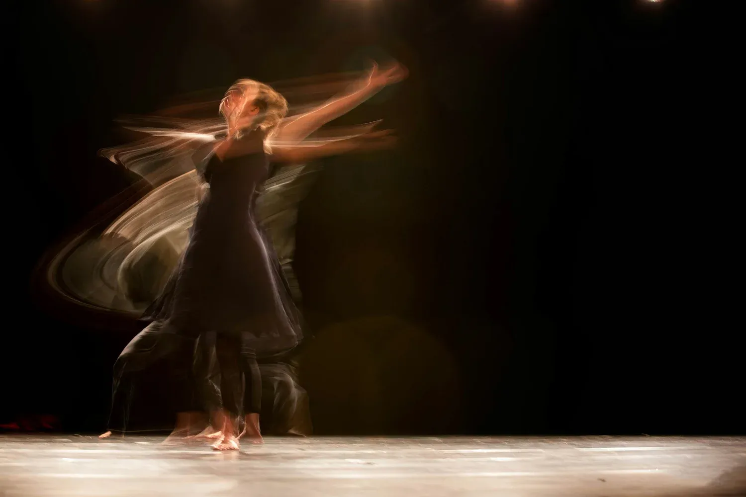 What is Contemporary Dance? (And why you should learn it!)